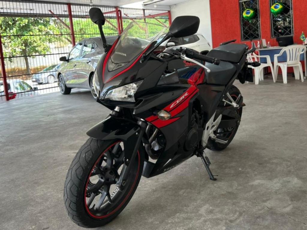 HONDA CBR 500 R - Foto