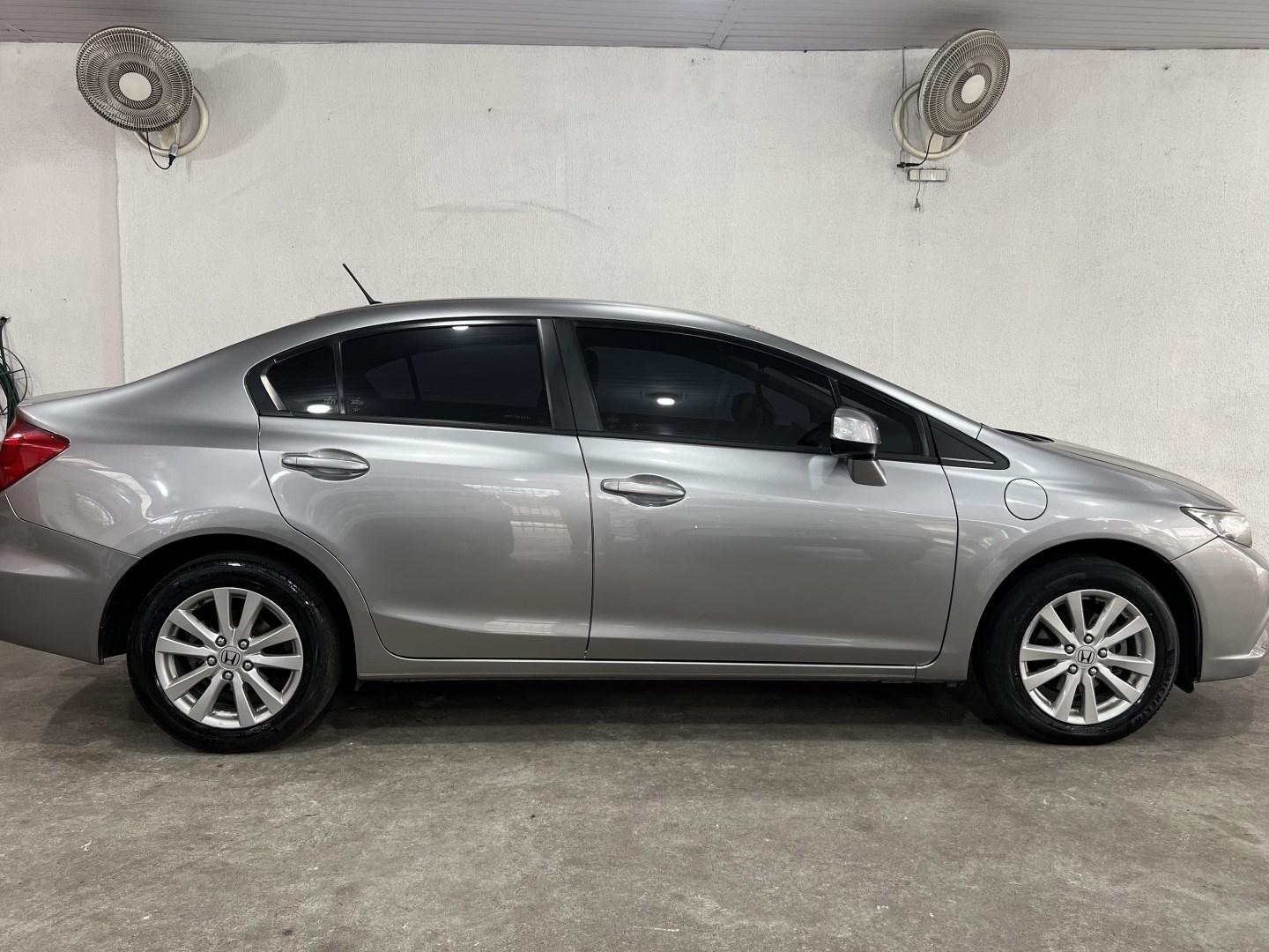 HONDA Civic - Foto
