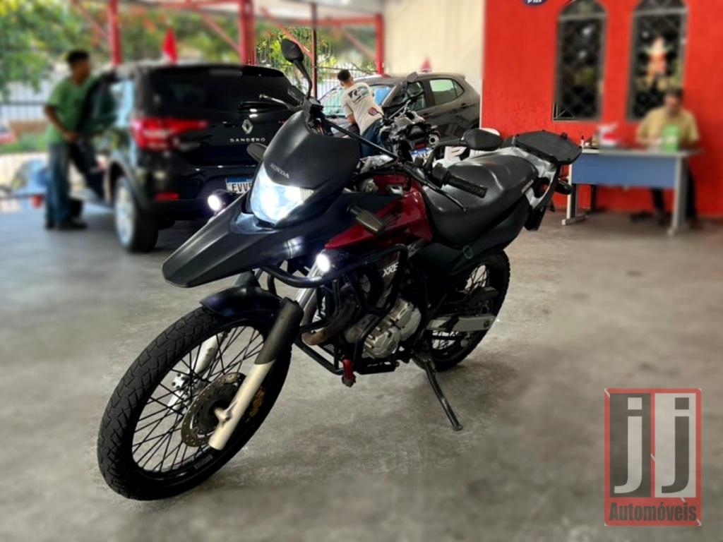 HONDA XRE 300 - Foto