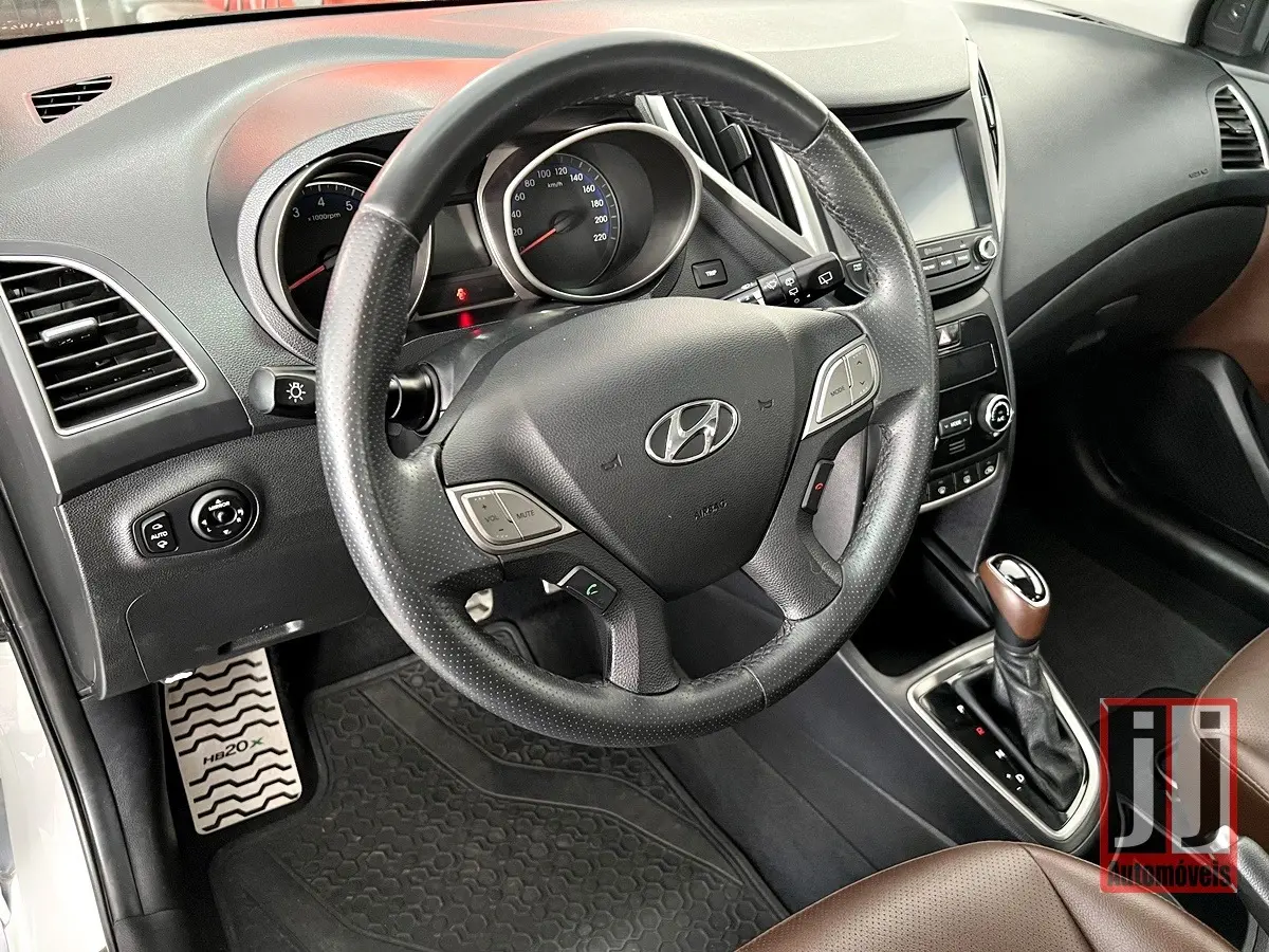 HYUNDAI HB 20 Hatch X - Foto