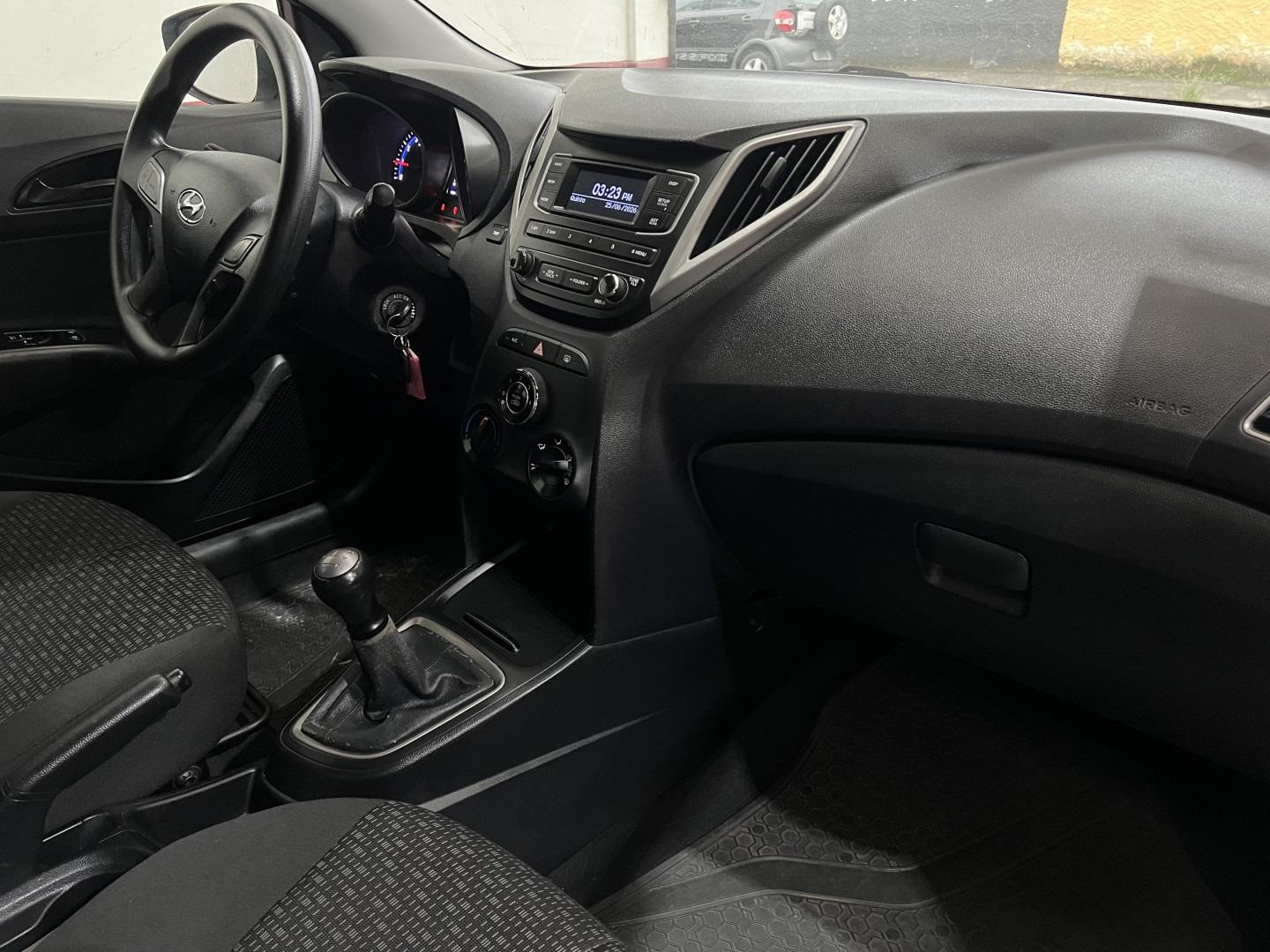 HYUNDAI HB 20 Hatch - Foto