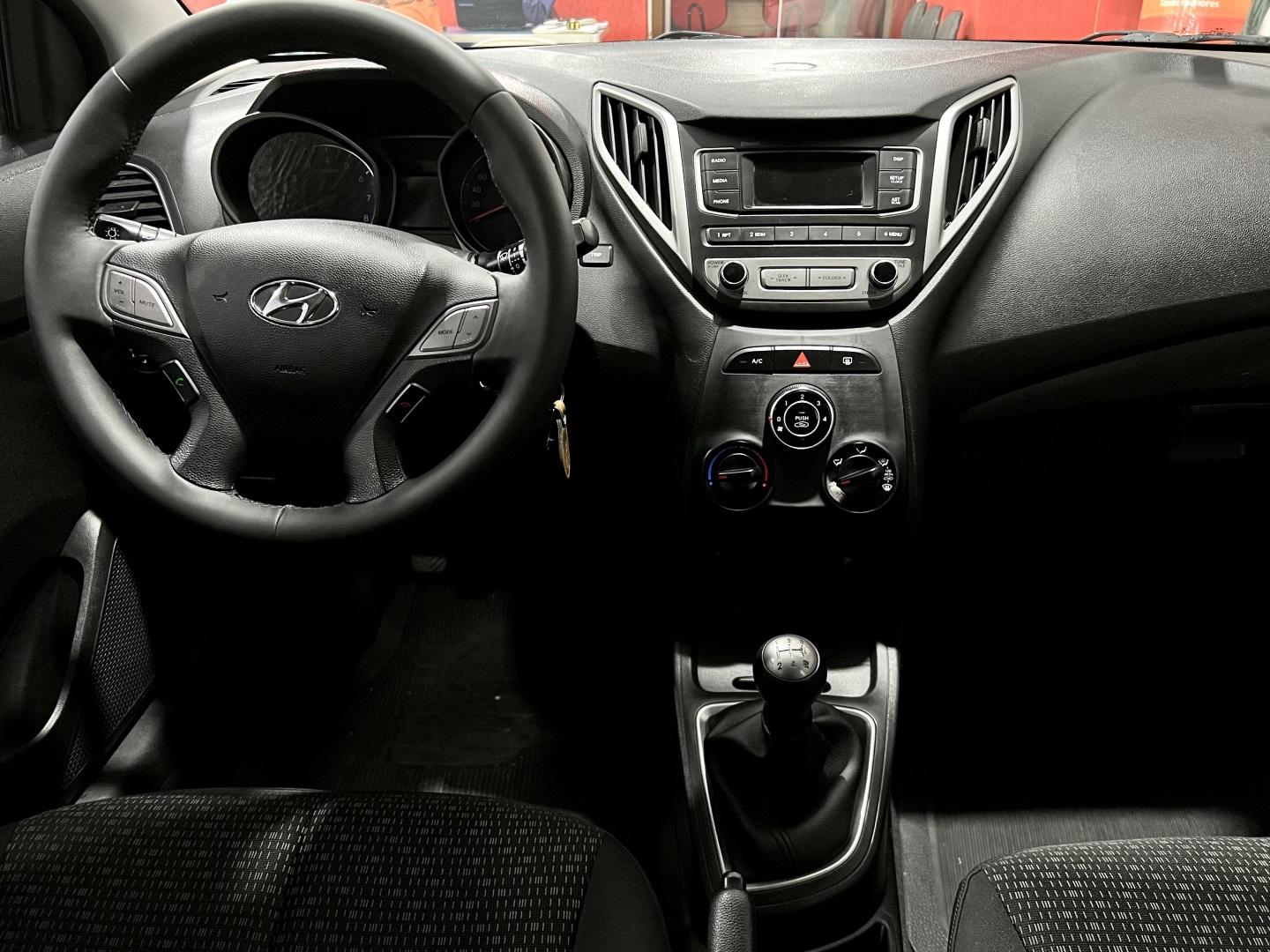 HYUNDAI HB 20 Hatch - Foto