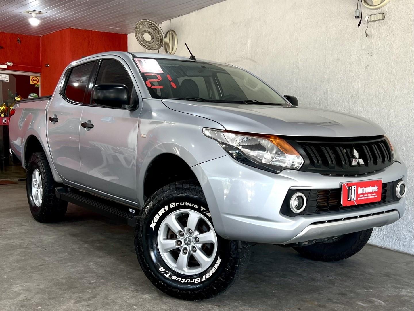 MITSUBISHI L 200 Triton