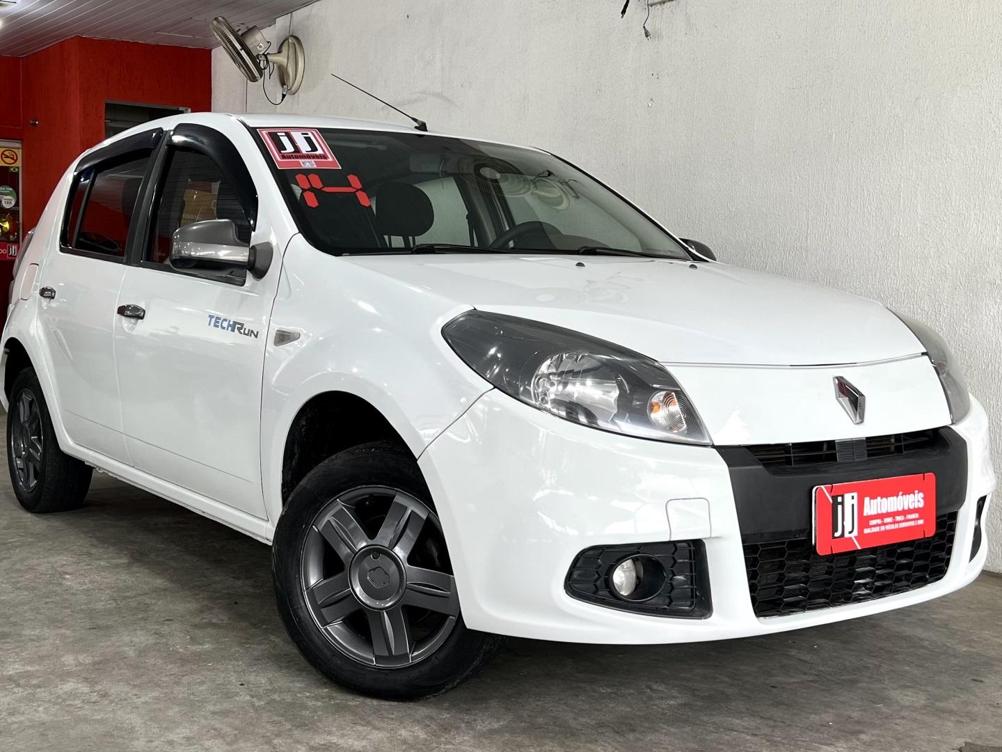 RENAULT Sandero - Foto