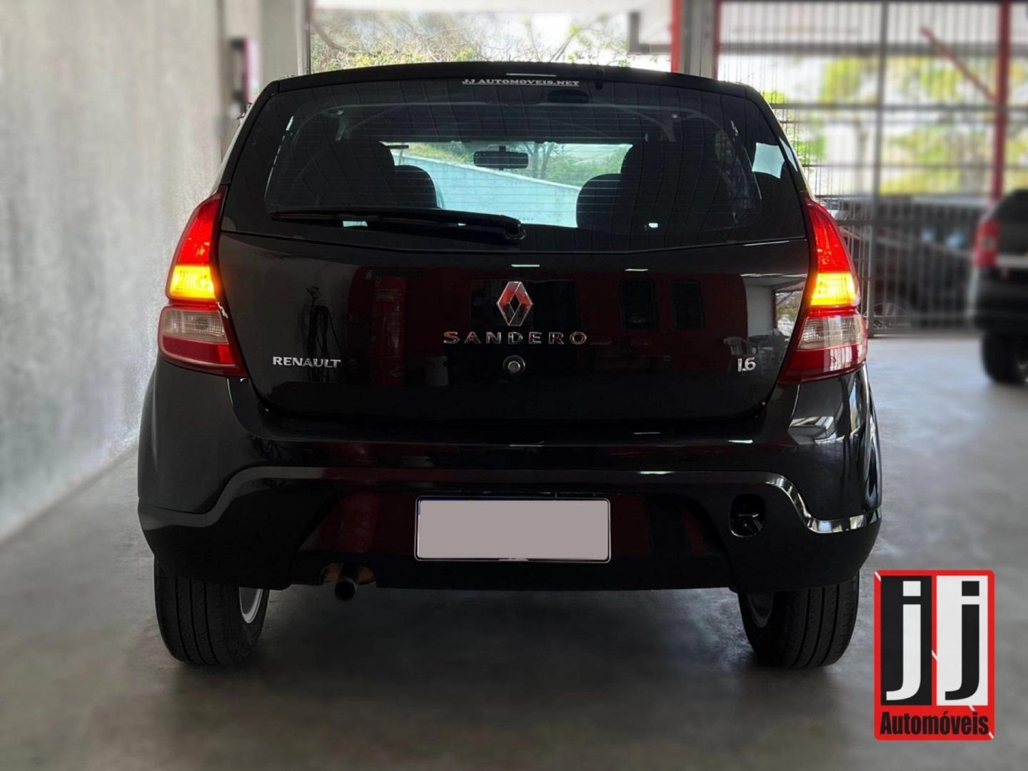 RENAULT Sandero - Foto