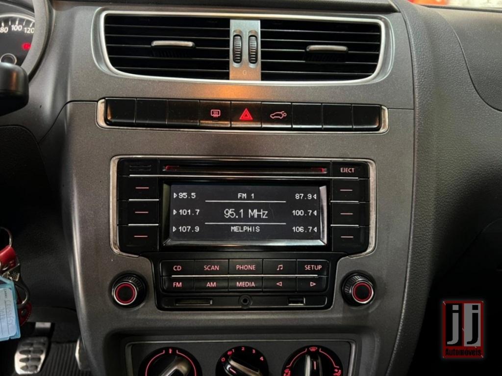 VOLKSWAGEN Crossfox - Foto