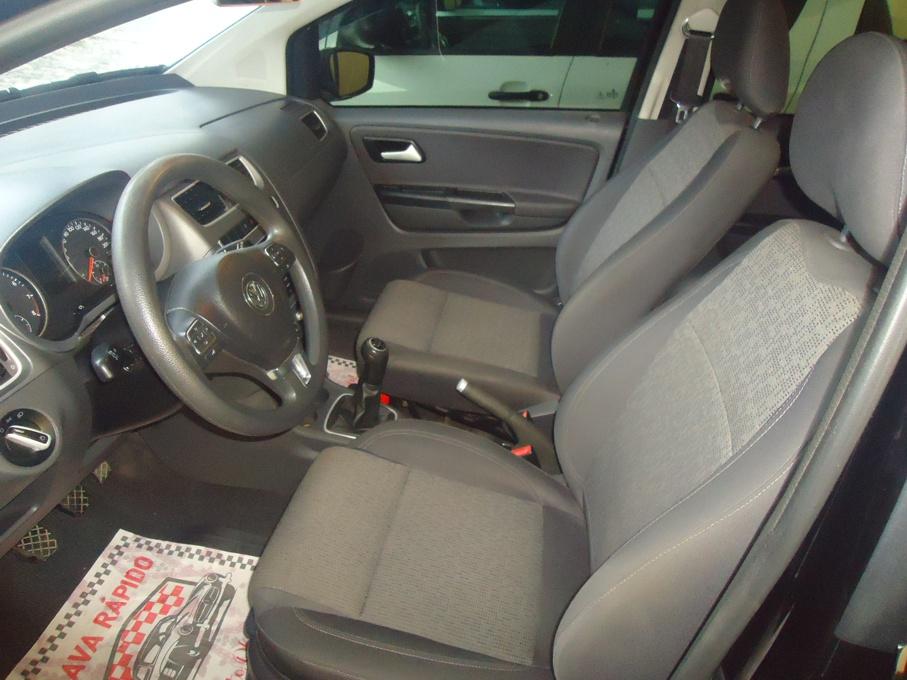 VOLKSWAGEN Fox - Foto