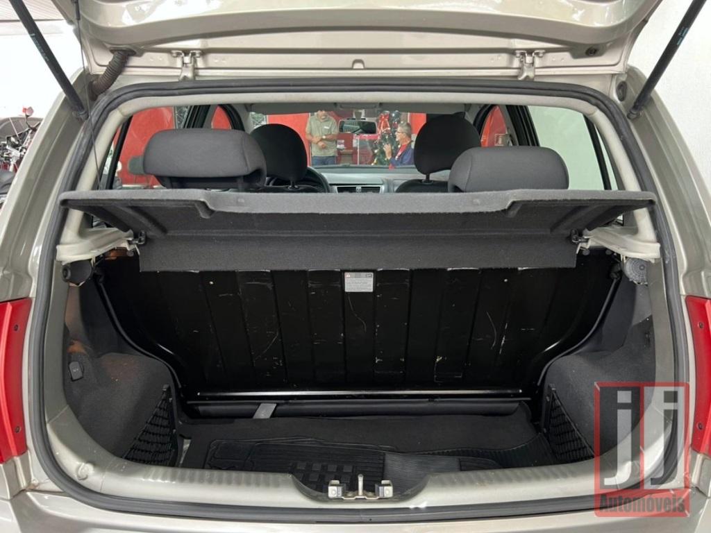 VOLKSWAGEN Fox - Foto