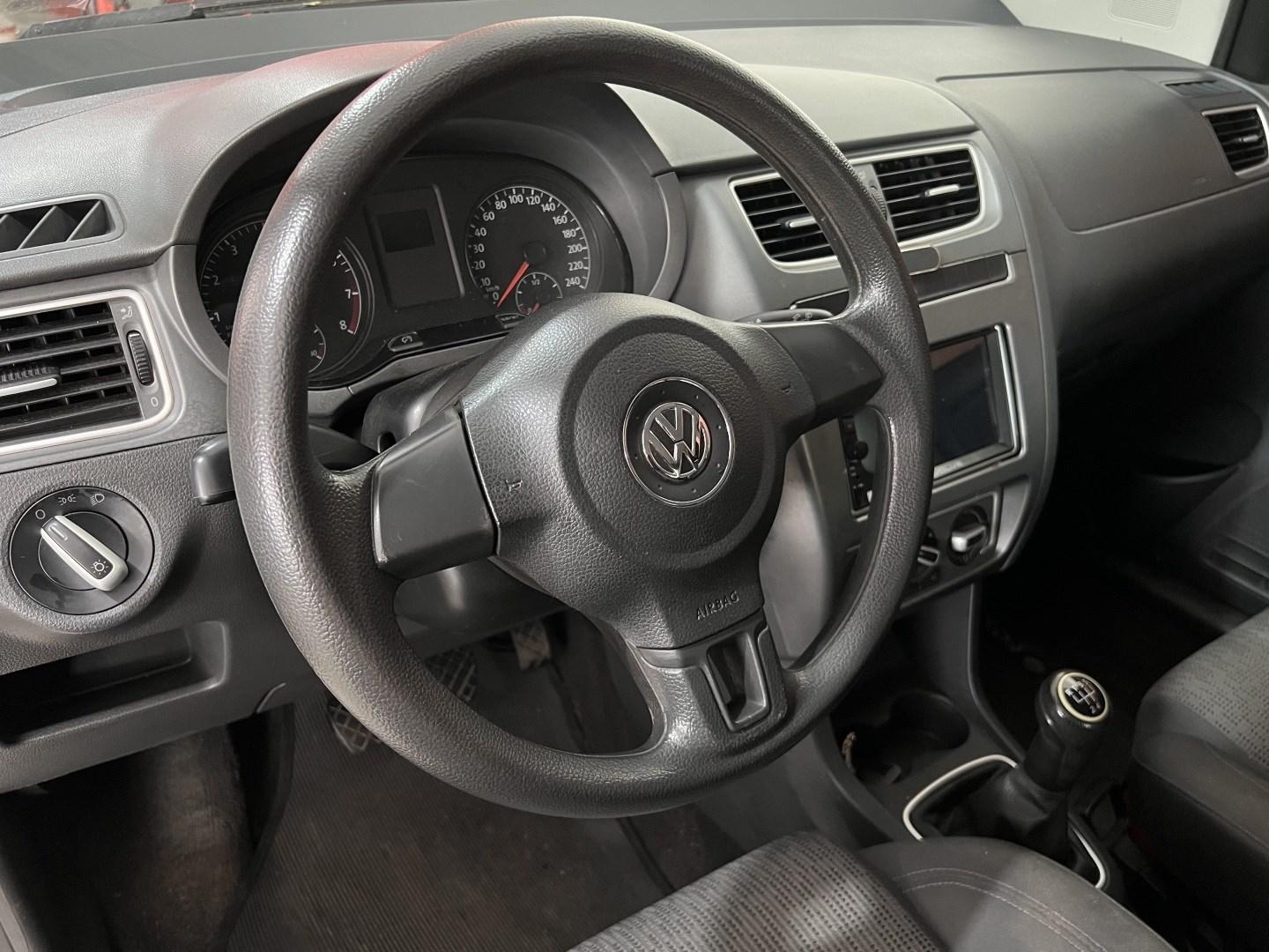 VOLKSWAGEN Fox - Foto