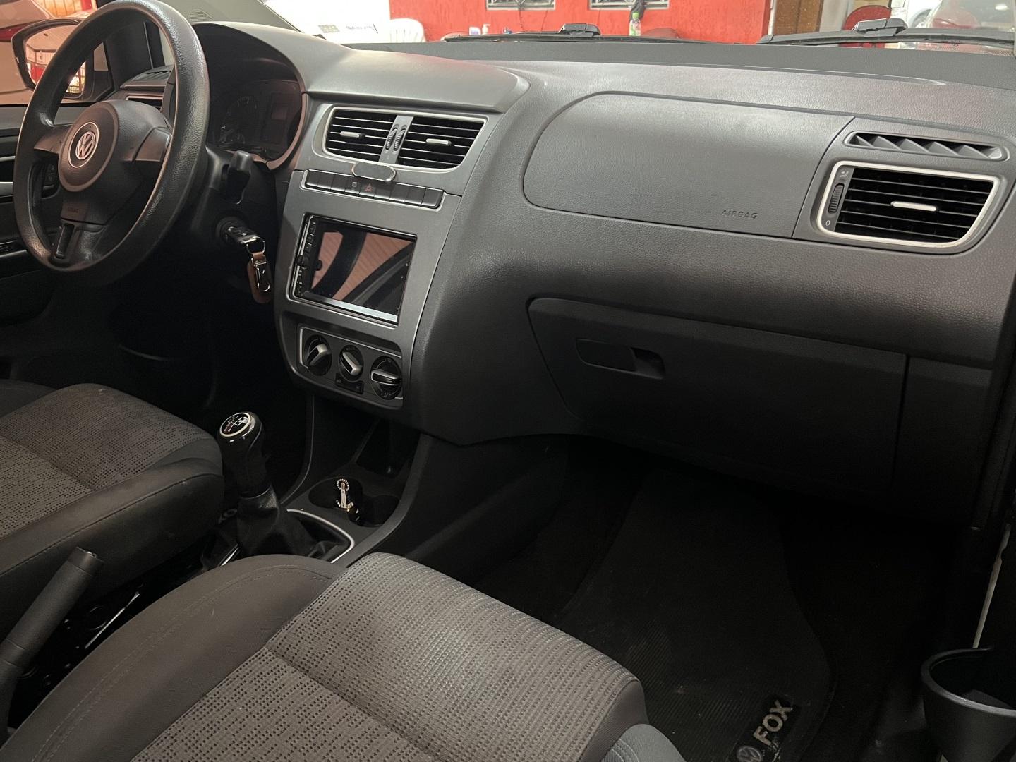VOLKSWAGEN Fox - Foto