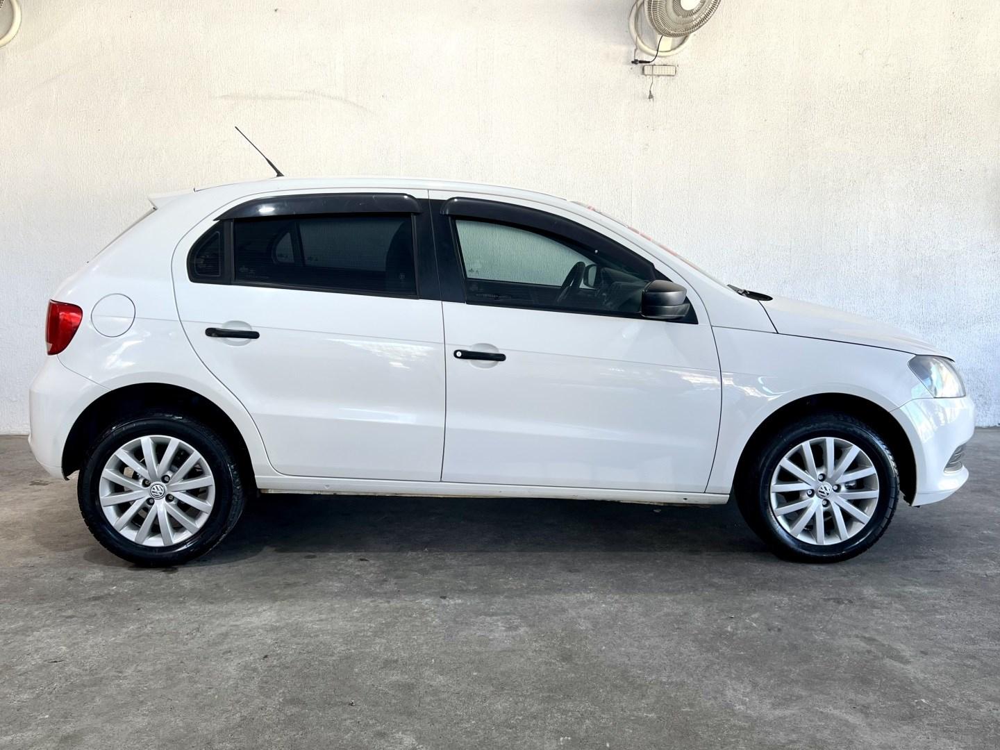 VOLKSWAGEN Gol - Foto