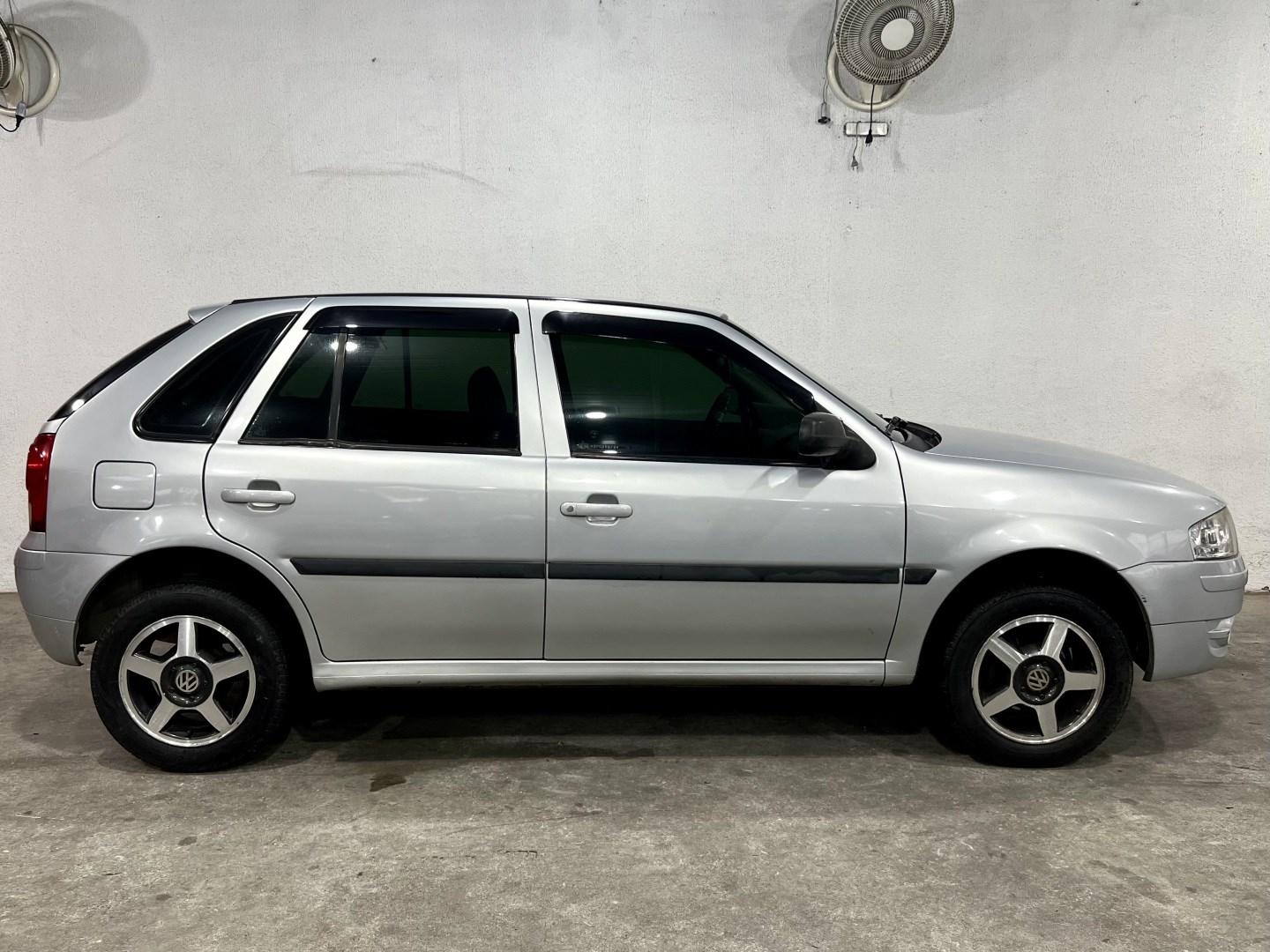 VOLKSWAGEN Gol - Foto