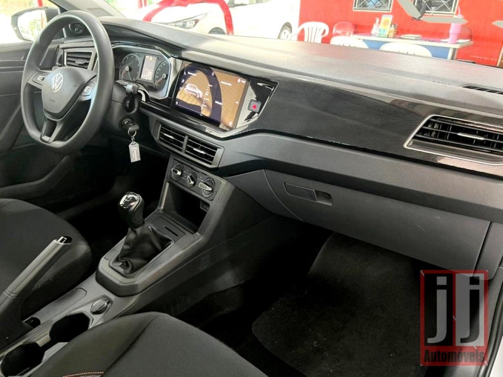 VOLKSWAGEN Polo Hatch - Foto