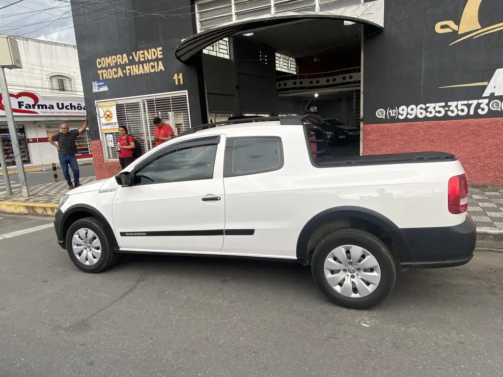 VOLKSWAGEN Saveiro - Foto