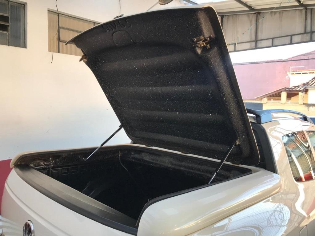 VOLKSWAGEN Saveiro - Foto
