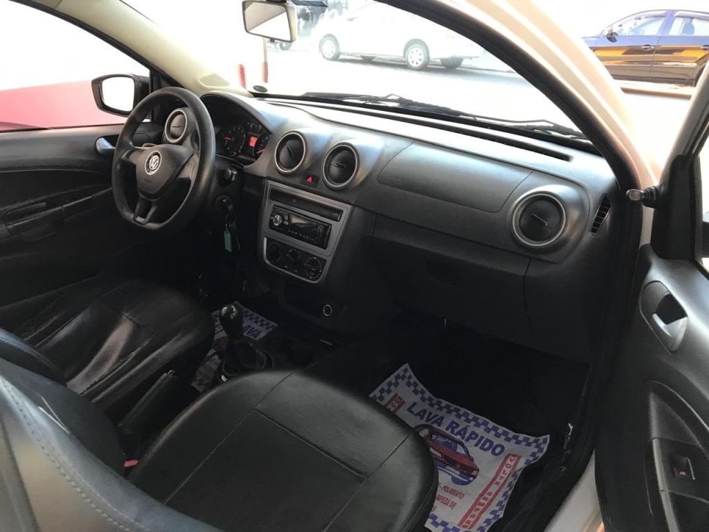 VOLKSWAGEN Saveiro - Foto
