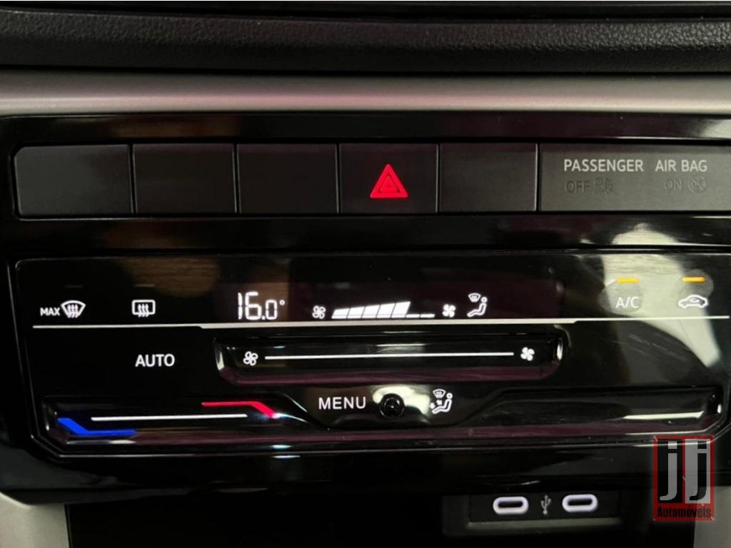 VOLKSWAGEN T-Cross - Foto