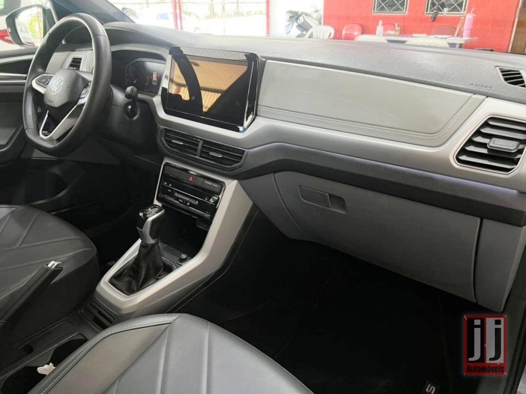 VOLKSWAGEN T-Cross - Foto