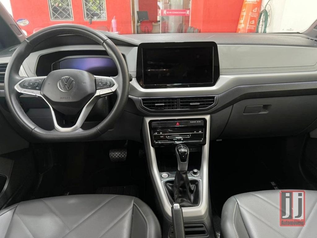 VOLKSWAGEN T-Cross - Foto