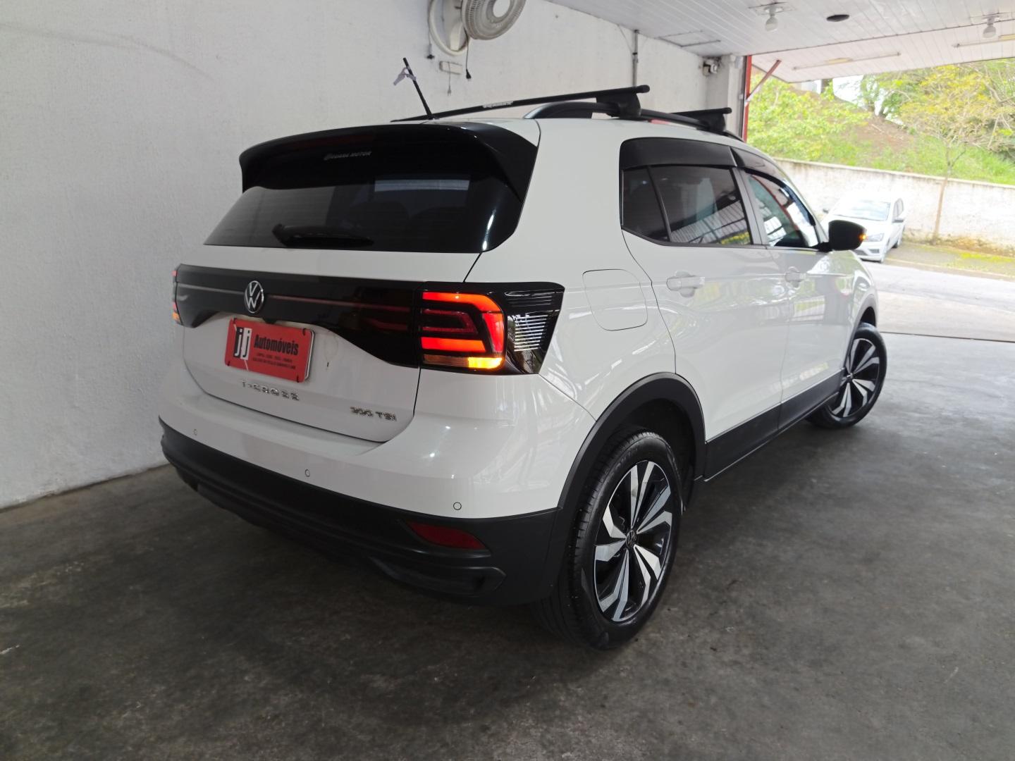 VOLKSWAGEN T-Cross - Foto