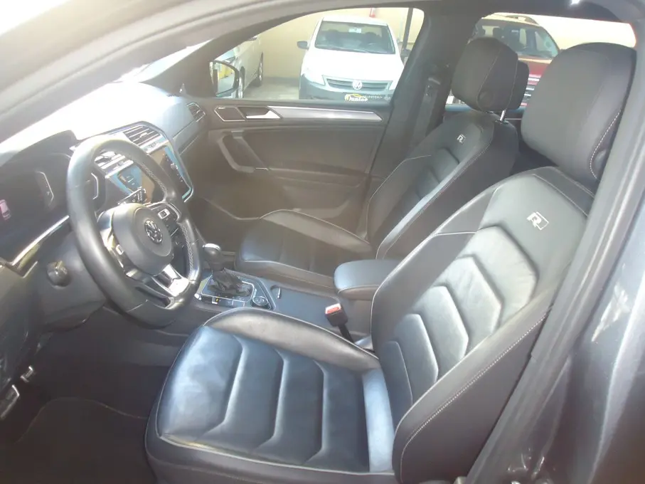 VOLKSWAGEN Tiguan - Foto