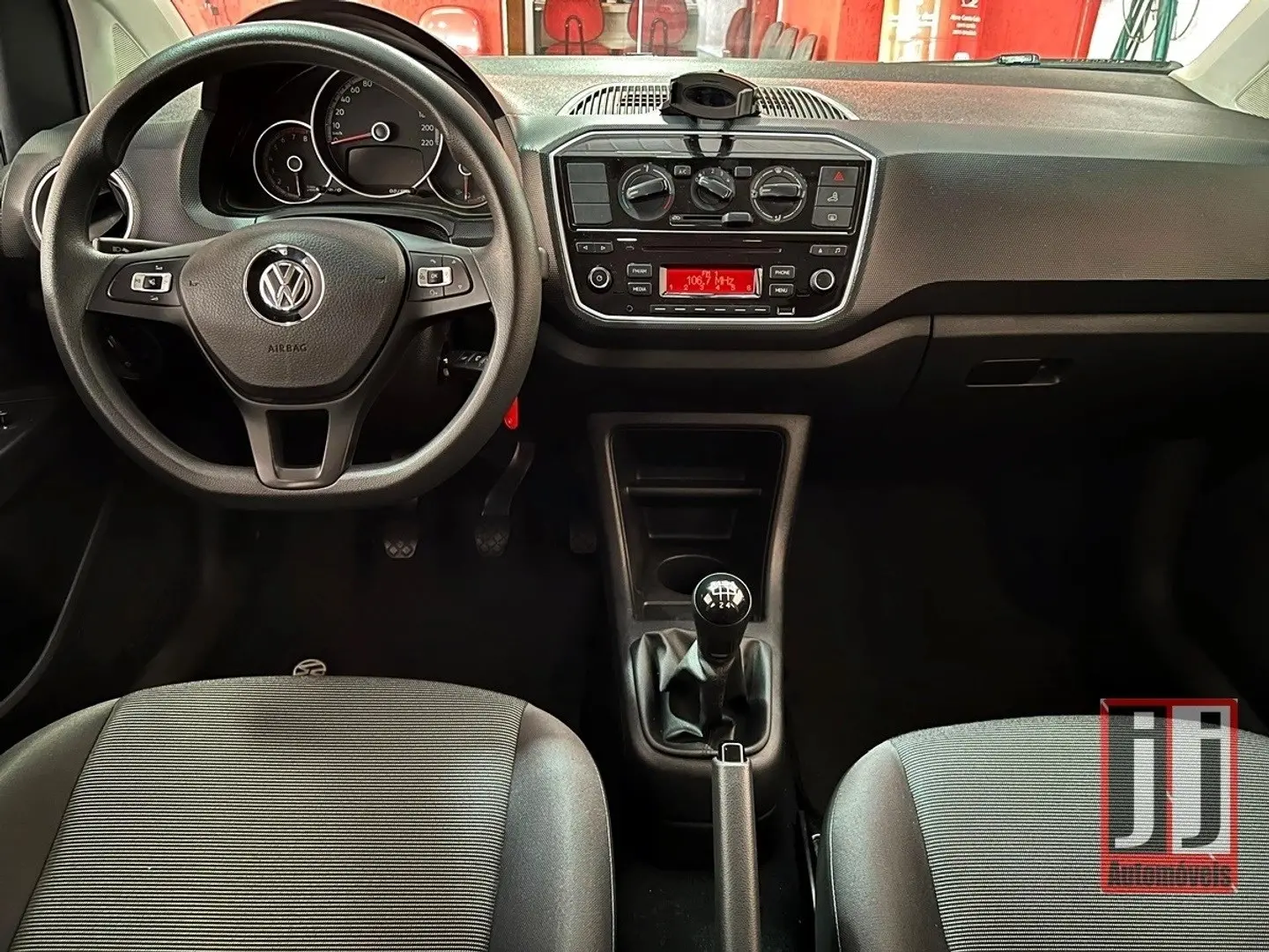 VOLKSWAGEN UP - Foto