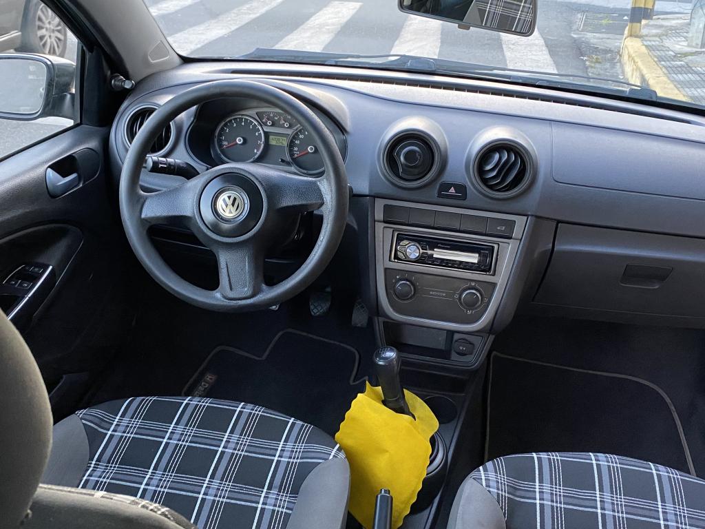 VOLKSWAGEN Voyage - Foto