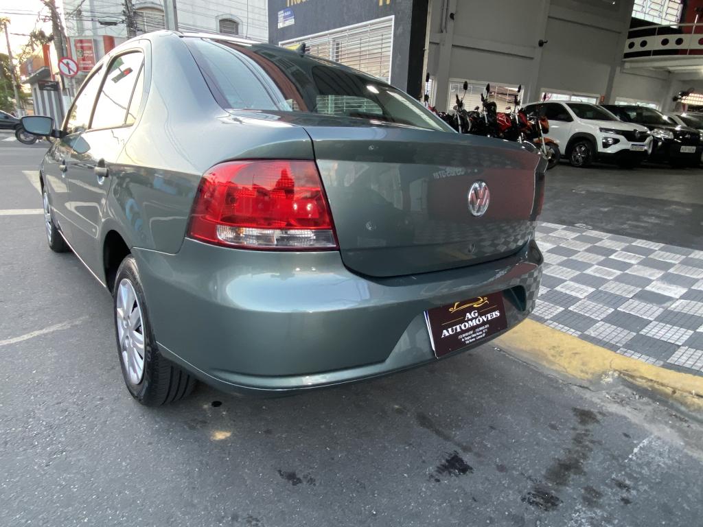 VOLKSWAGEN Voyage - Foto