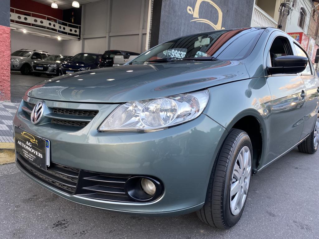 VOLKSWAGEN Voyage - Foto