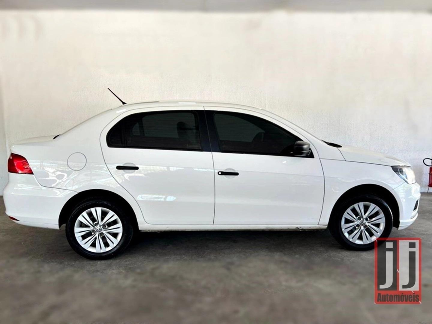 VOLKSWAGEN Voyage - Foto