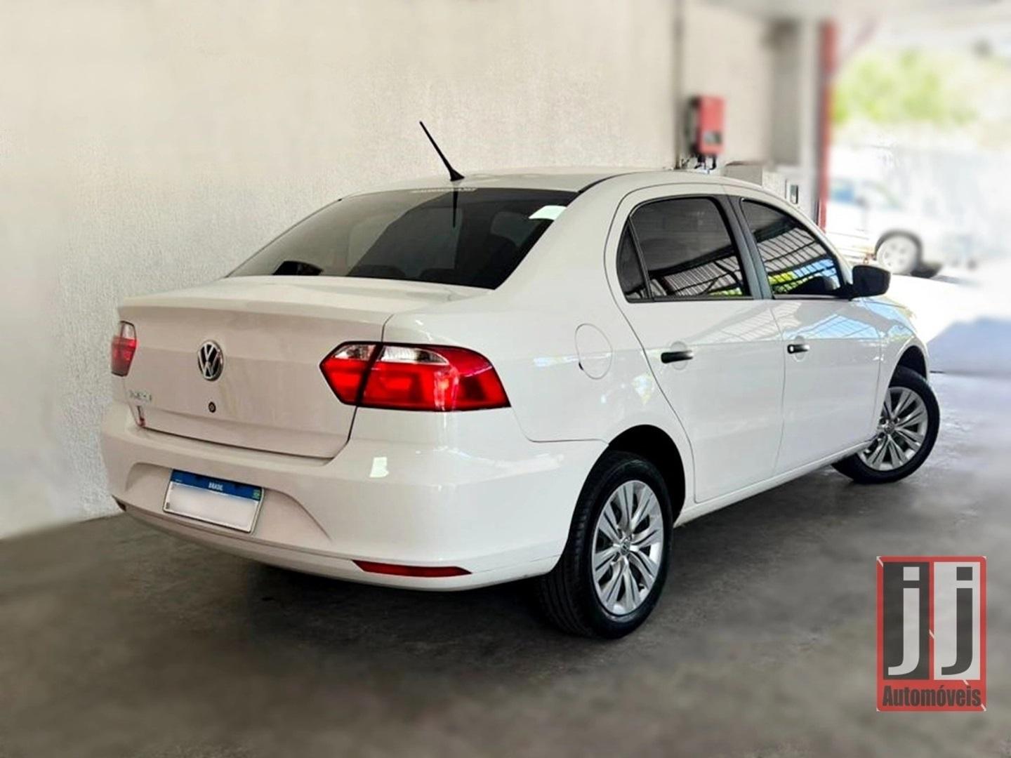 VOLKSWAGEN Voyage - Foto