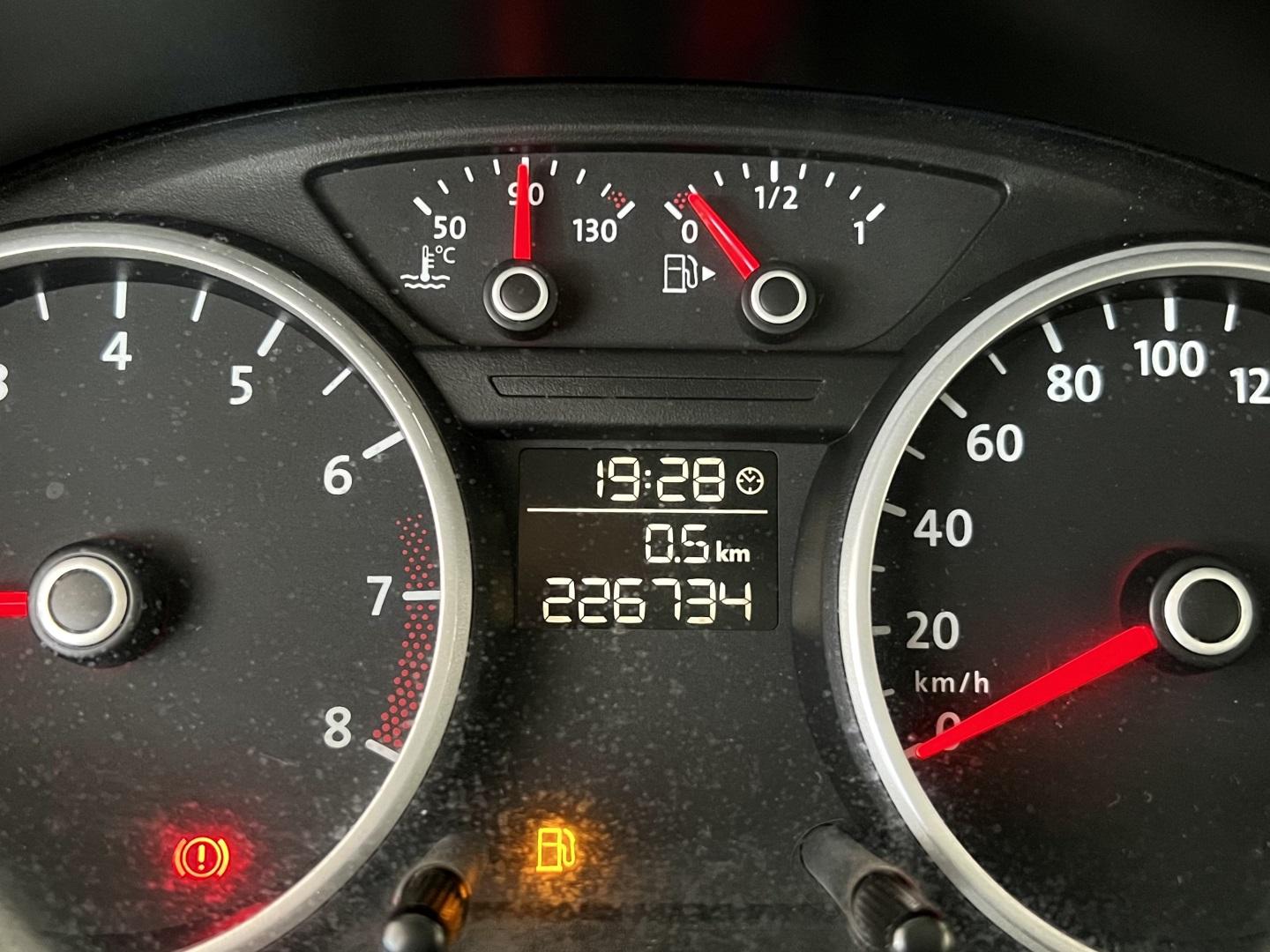 VOLKSWAGEN Voyage - Foto