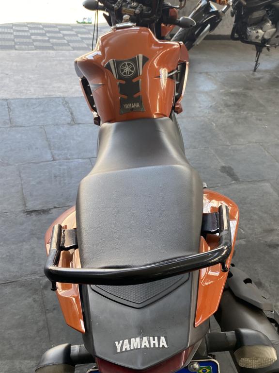 YAMAHA Fazer YS 150 - Foto