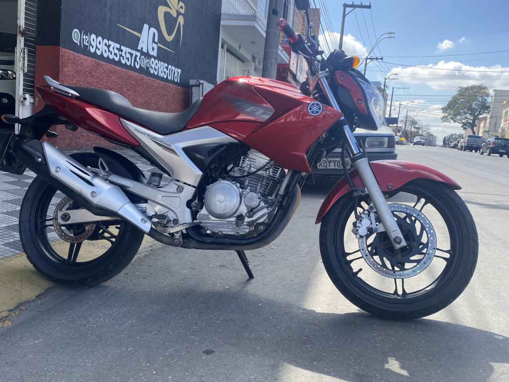 YAMAHA YS Fazer 250 - Foto