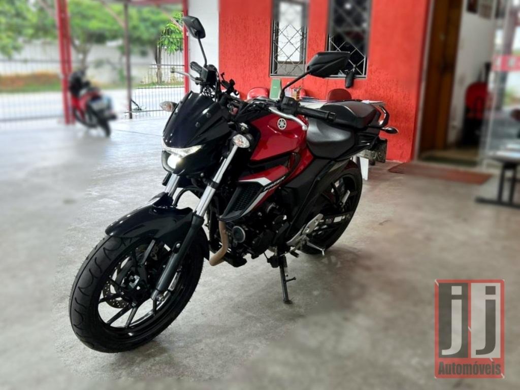 YAMAHA YS Fazer 250 - Foto