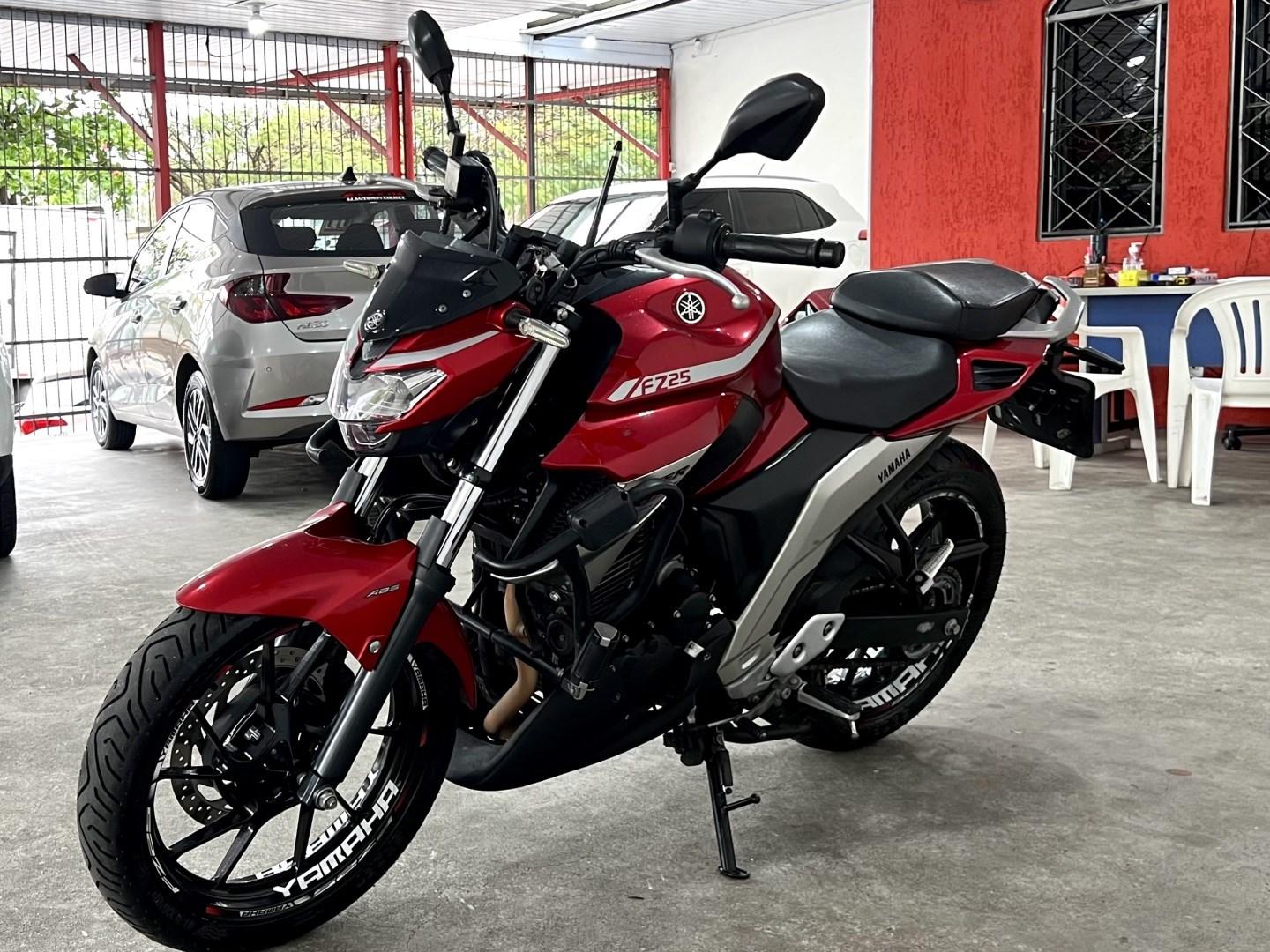 YAMAHA YS Fazer 250 - Foto