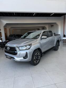 TOYOTA Hilux Caminhonete 2.8 16V SRV 4X4 DIESEL CABINE DUPLA AUTOM�TICO
