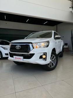 TOYOTA Hilux Caminhonete 2.8 16V SRV 4X4 DIESEL CABINE DUPLA AUTOMTICO