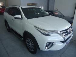 TOYOTA Hilux SW4 2.8 16V 4P SRX 4X4 7 LUGARES TURBO DIESEL AUTOMTICO
