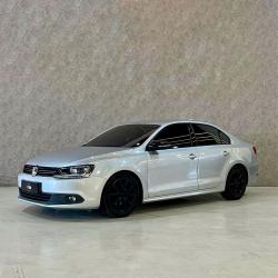 VOLKSWAGEN Jetta 2.0 4P CONFORTLINE FLEX