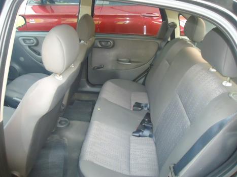 CHEVROLET Corsa Sedan 1.4 4P MAXX FLEX, Foto 4 CHEVROLET Corsa Sedan 1.4 4P MAXX FLEX, Foto 4