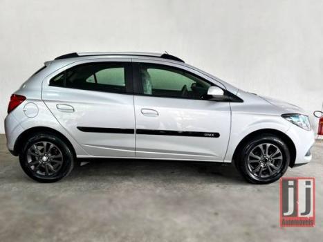 CHEVROLET Onix Hatch 1.4 4P FLEX LTZ, Foto 3