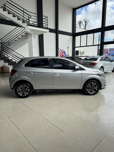 CHEVROLET Onix Hatch 1.4 4P FLEX LTZ, Foto 5