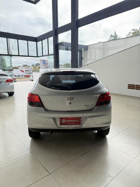 CHEVROLET Onix Hatch 1.4 4P FLEX LTZ, Foto 8