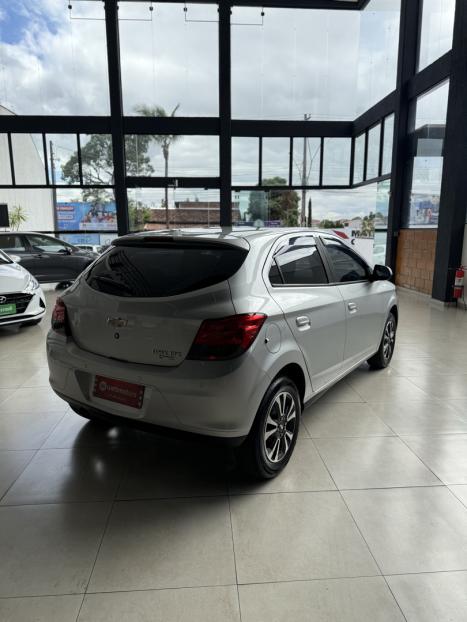 CHEVROLET Onix Hatch 1.4 4P FLEX LTZ, Foto 9