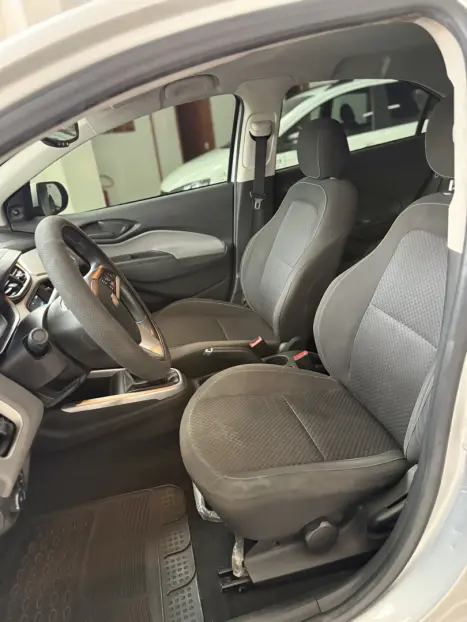 CHEVROLET Onix Hatch 1.4 4P FLEX LT, Foto 12