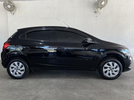 CHEVROLET Onix Hatch 1.4 4P FLEX LT, Foto 3