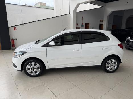 CHEVROLET Onix Hatch 1.4 4P FLEX LT, Foto 10