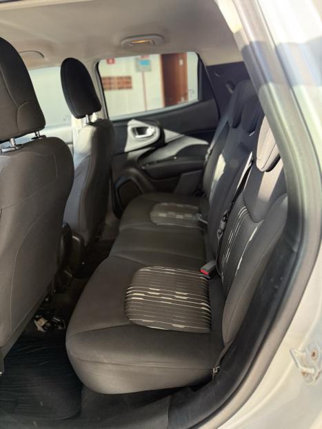 FIAT Toro 1.8 16V 4P FLEX FREEDOM ROAD AUTOM�TICO, Foto 14