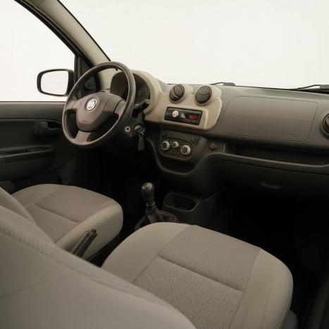 FIAT Uno 1.0 4P FLEX EVO VIVACE CELEBRATION, Foto 3